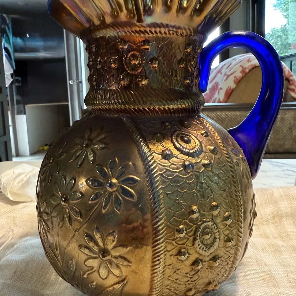 Antique Fenton Daisy gold over cobalt c. 1914